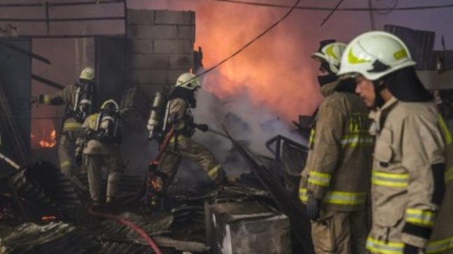 Kebakaran Gedung D Ditjen Bina pemdes Kemendagri di Jalan Raya Minggu, Jaksel-2 Karyawan Luka Ringan, Api Berhasil Dipadamkan
