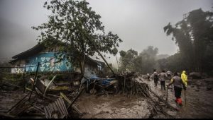 Banjir Luapan Sungai Cimatuk dan Cicarehen Rusakkan 42 Rumah di Desa Ciomas, Kecamatan Tenjo , Bogor – Tidak Ada Korban Jiwa, Warga Mulai Kembali ke Rumah